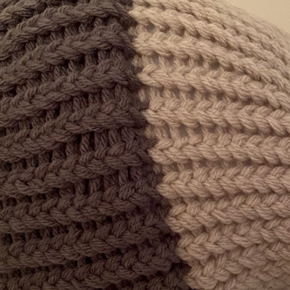 NWT Loom Knitted Hats, Warm and cozy, Knitting, Hats, Unisex, Handmade by Seller - Picture 4 of 4